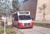 Od počátku září do konce října 2012 jsme se mohli v pracovních dnech svézt autobusem pravidelné linky svézt až k hradu Špilberku. Autobusy linky 81 zde prováděly závlek – na snímku z 31. 10. 2012 je pod hradbami zvěčněn minibus MAVE evid. č. 7503. Foto © Ladislav Kašík.