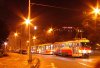  V neděli 4. 12. 2005 byla do provozu s cestujícími v Brně poprvé nasazena souprava tramvají T3R.EV + VV60LF + T3R.EV – vozy evid. č. 1560+1302+1562. Jednalo se o posilový 6. kurz linky 12. Na snímku z Moravského náměstí se souprava režijně vrací do smyčky Zvonařka, odkud jednou za hodinu vyjížděla na linku. Snímek je převzat ze stránek našeho webmastera, kol. Karla Pospíšila (fotogalerie.svetmhd.net).