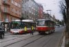 Z důvodu výměny kolejových objektů byla o víkendu 5. a 6. 3. 2016 neprůjezdná tramvajová smyčka ve Štefánikově čtvrti. Linka d-5 byla odkloněna do smyčky Černá Pole, Zemědělská. Náhradní doprava byla zajištěna mimořádnou autobusovou linkou a-x5 v trase Jugoslávská – Štefánikova čtvrť. Na snímcích z 5. 3. 2016 je dokumentováno místo opravy s projíždějícím autobusem linky 84 evid. č. 7028 a setkání Urbanwaye evid. č. 7092 linky x5 a tramvaje linky 5 evid. č. 1657 na zastávce »Jugoslávská«. Foto © Ladislav Kašík.
