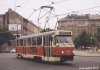 Během obou veletrhů na brněnském výstavišti (MSV a INVEX) jezdily v ulicích tramvaje na posilové lince ze Zvonařky do Pisárek. Průjezd tramvaje T3SU evid. č. 1616, která právě prošla generální opravou, na této lince přes Nové Sady zachycuje snímek z 18. 10. 2001, foto © Jaroslav Pacholík.