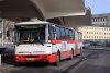 Výběhovým typem autobusů u DPMB jsou i článkové vozy Karosa B 941 – vůz evid. č. 2349 sloužil 3. 2. 2018 jako záloha na stanovišti na starém autobusovém nádraží na Benešově ulici. Foto © Ladislav Kašík.