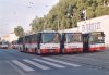 V neděli 27. 9. 2009 Brno navštívil papež Benedikt XVI. Veškeré ceremonie se odbývaly na tuřanském letišti, kam byly vedeny příležitostné autobusové linky C a P. Linka C byla vedena od nástupiště na 4. koleji před hlavním nádražím (tramvaje mezitím jezdily po 2. koleji) – na snímku k nástupišti přijíždí Citelis evid. č. 2617. Autobusy připravující se na odjezd k letišti se řadily jednak v prostoru Nádražní ulice (vozy evid. č. 2382, 2380 a 2620) a dále na Nových sadech (od zastávky »Soukenická«). Foto © Ladislav Kašík.